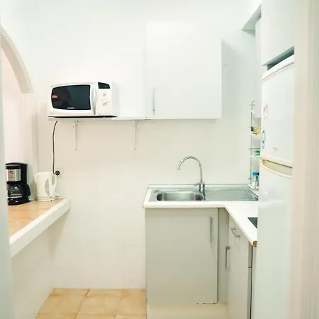 Rosamar Holidays 公寓