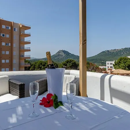 Rosamar Holidays شقة *