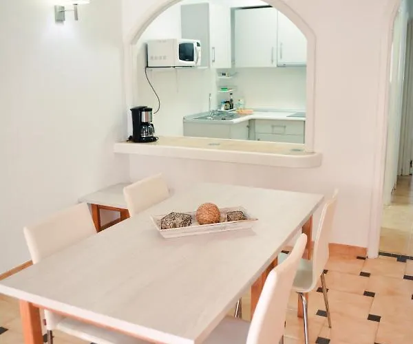 Appartement Rosamar Holidays *