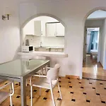 Rosamar Holidays شقة